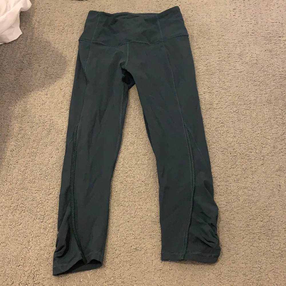 Lululemon crop leggings
